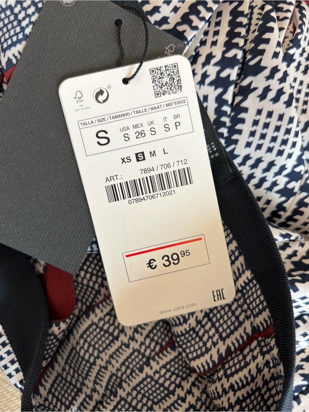 Zara Houndstooth Pleated Midi Skirt Maroon Inner Panels - Picture 9 of 9